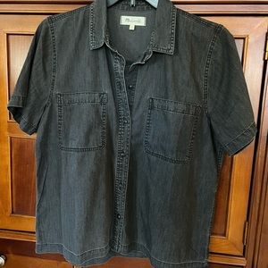 Madewell short sleeve denim shirt, sz L